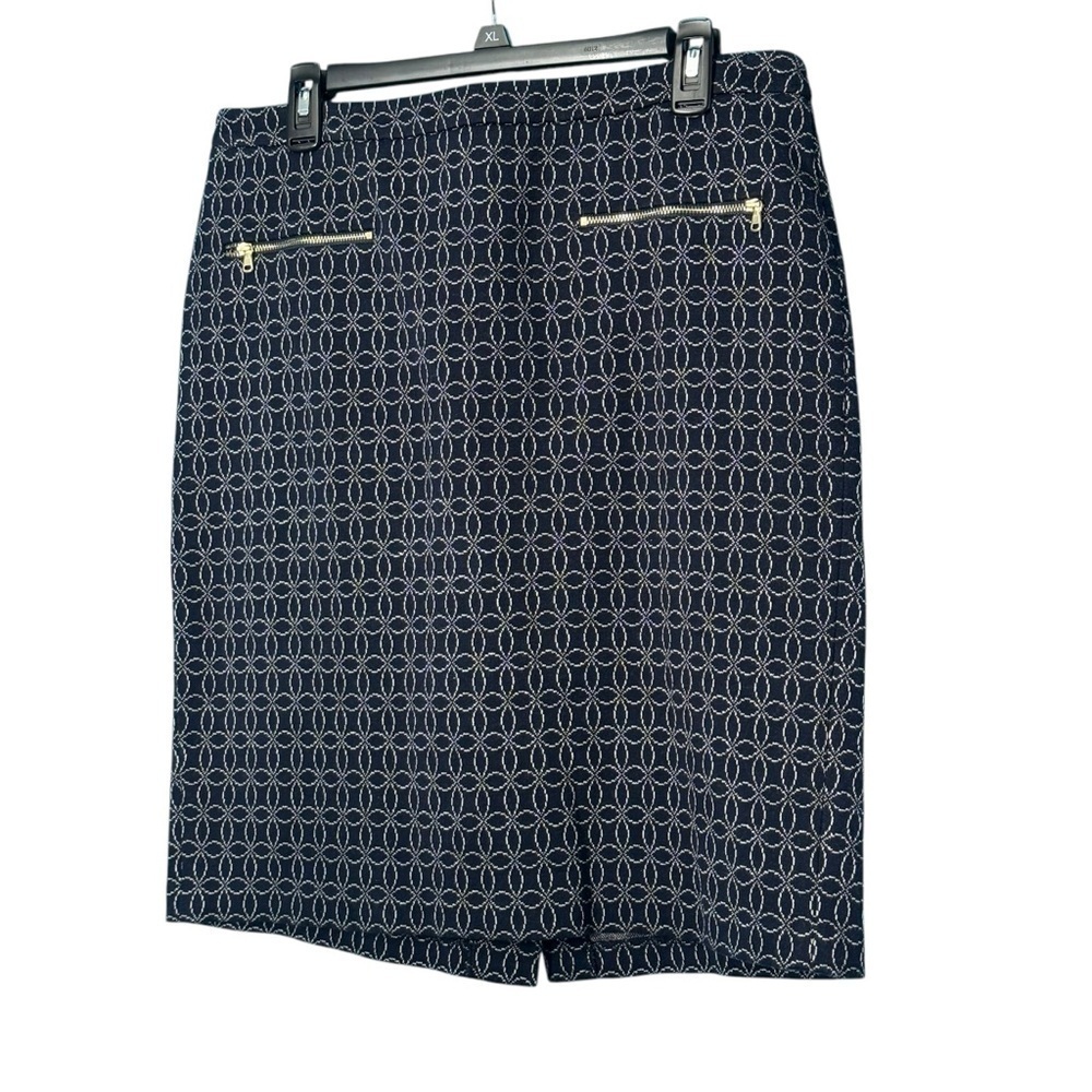 Chic Navy Patterned Skirt with Zipper Details